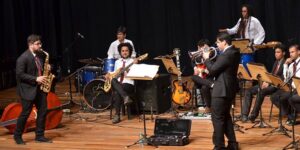 Big Band Basileu França se apresenta nesta terça no Teatro Sesi