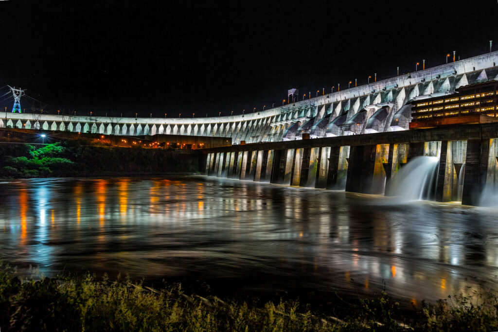 Diretor de Itaipu anuncia redução na tarifa