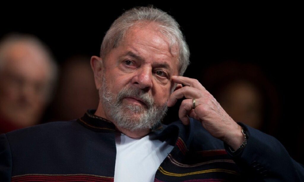 Lula recusa semiaberto: "Não aceito barganhar meus direitos"