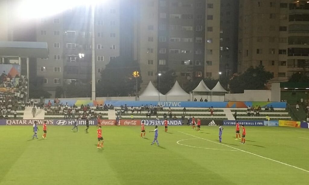 Torcida haitiana faz a festa