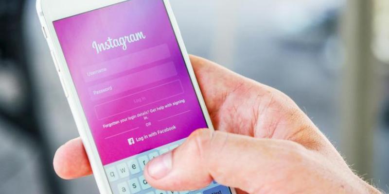 Instagram proíbe publicação de imagens de autoflagelação