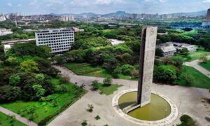 USP cria exoesqueleto robótico para reabilitar vítimas de AVC