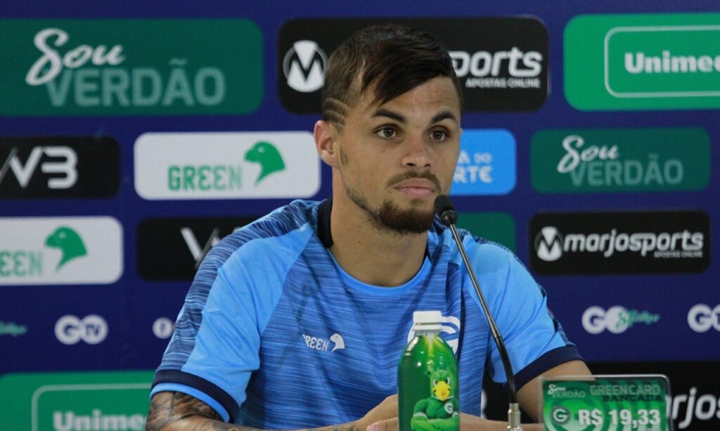 Michael não desanima com chances perdidas e ressalta: "iremos melhorar muito ainda"