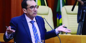 Iris cria política de combate à violência nas escolas da Rede Pública Municipal