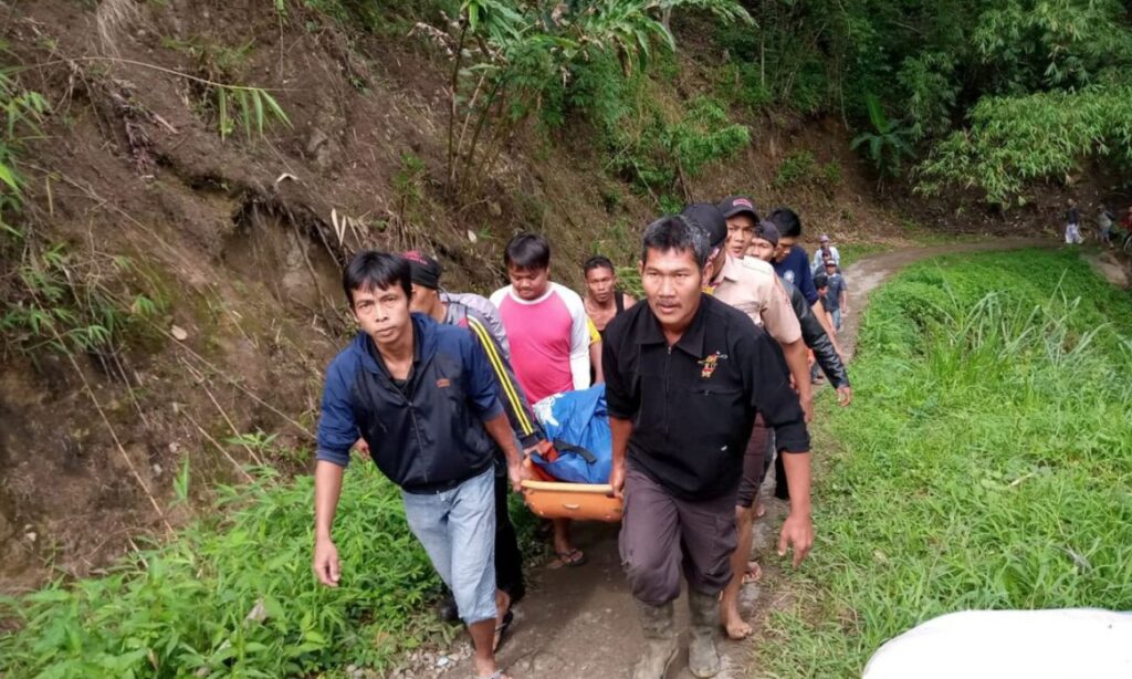 Pelo menos 24 mortos e 13 feridos graves em acidente na Indonésia