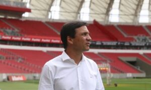 Atlético Goianiense parte em busca do "plano B" para assumir a equipe