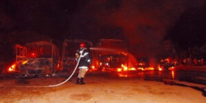 Incêndio em ônibus escolares e ambulância foi motivado por suposta vingança