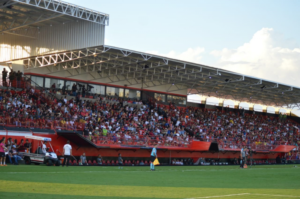 Atlético inicia venda e Vila e Goiás treinam