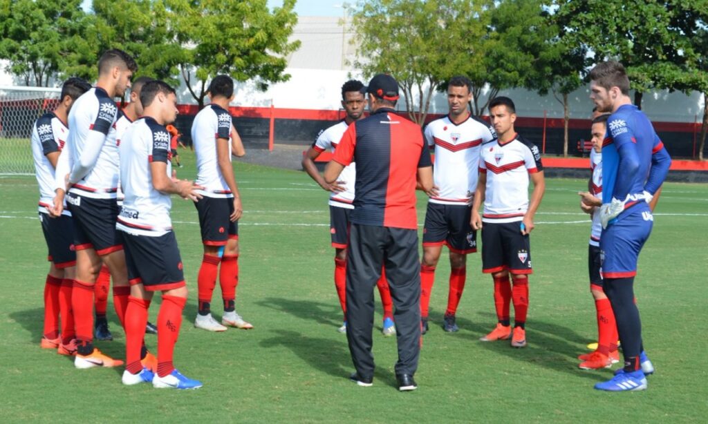 Atlético retorna aos trabalhos no CT do Dragão