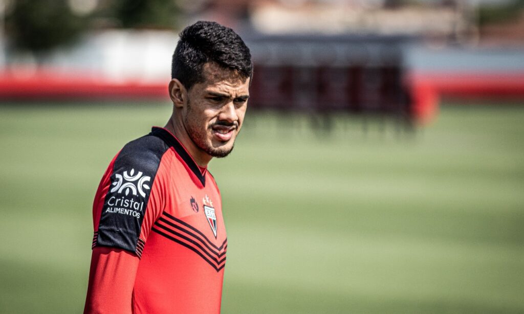 Atlético Goianiense reencontra Vagner Mancini em duelo contra o Corinthians