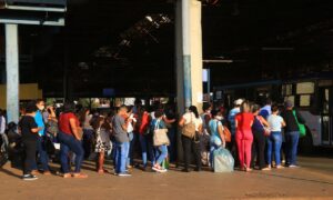 Empresas do Transporte coletivo tem 48 horas para adotar medidas contra aglomerações