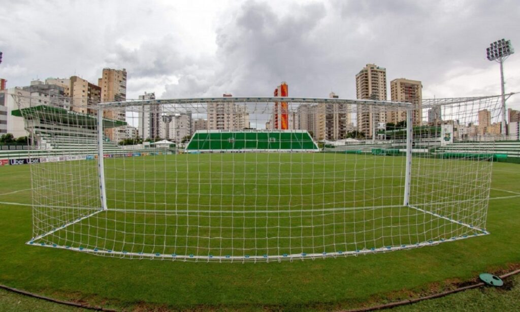 Goiás começa a venda de ingressos para clássico