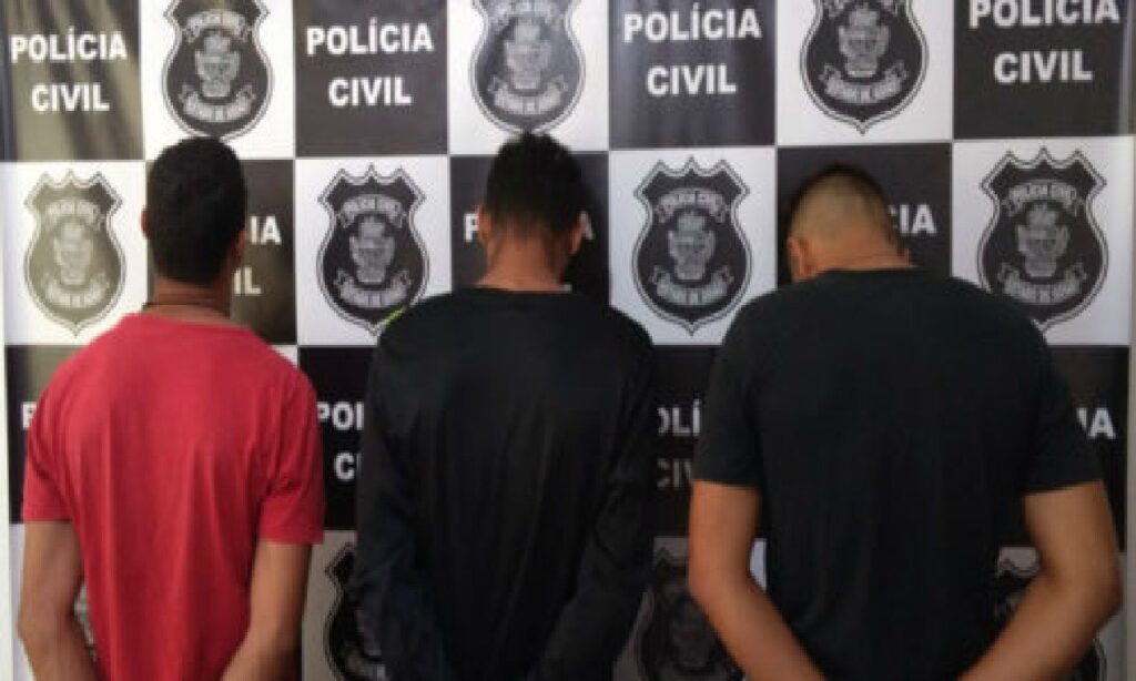 Polícia prende três suspeitos de roubar baterias de veículos da prefeitura de Nerópolis