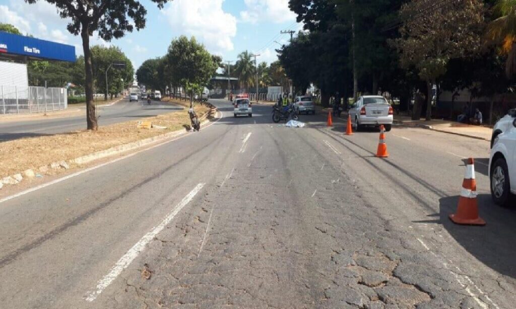 Acidente entre duas motocicletas resulta em uma morte na Avenida Perimetral