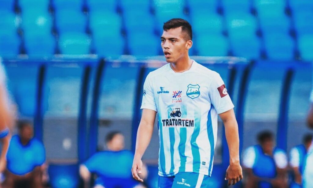 Grêmio Anápolis anuncia a contratação de volante Raylan Dourado