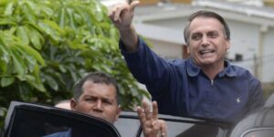 Bolsonaro estará hoje em Brasília pela primeira vez após eleito