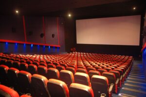 Decreto libera cinemas