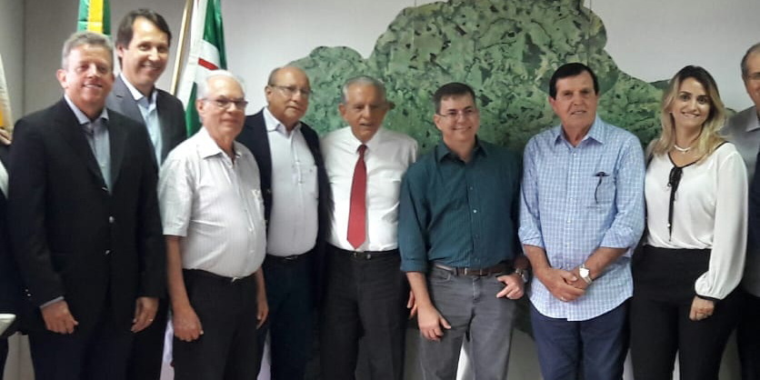 Representante da Câmara discute com Paço e Sindilojas Trincheira da Avenida 90 e 136