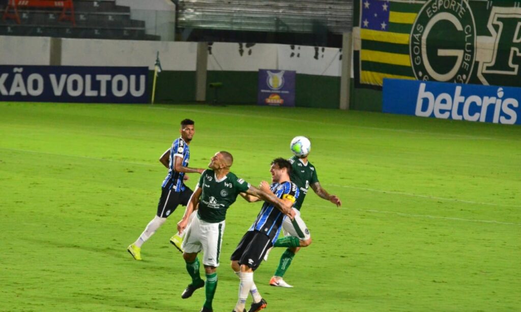 Goiás fica no empate contra o Grêmio