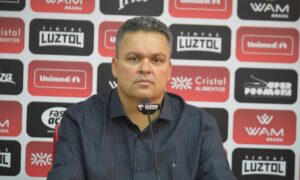 Adson Batista dispara contra FGF