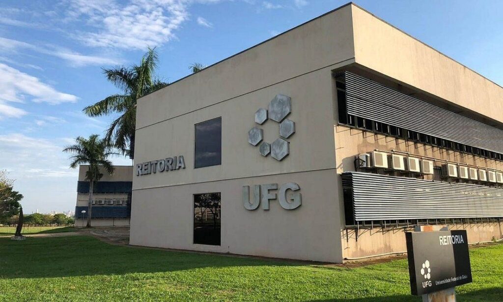 UFG define datas de retorno dos semestres letivos de 2020 e de 2021; confira