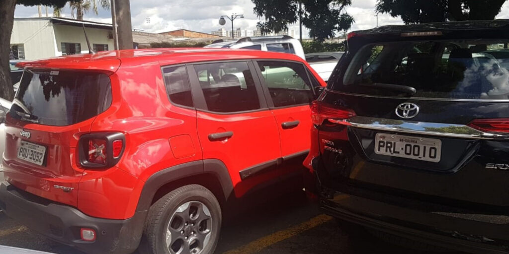 Polícia Civil prende grupo suspeito de adulterar carros roubados