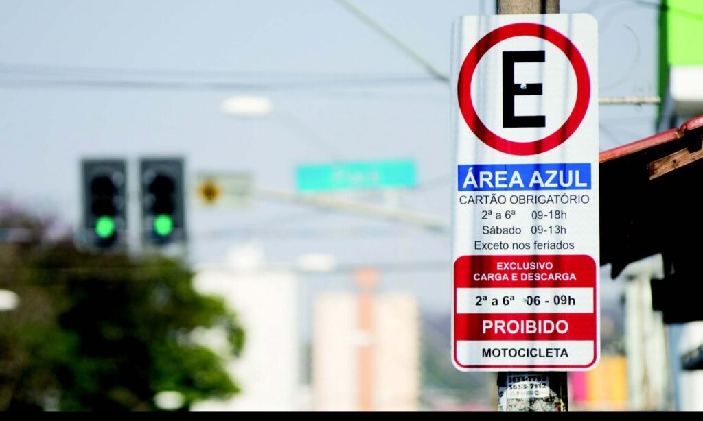 Goiânia terá aplicativo para estacionamento em Área Azul