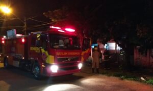 Casas abandonadas pegam fogo em Luziânia e Goiânia entre sábado e domingo