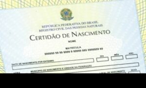 Juiz entregará certidão de nascimento a mulher que não existe legalmente há 57 anos