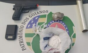 PM prende suspeito de tráfico de drogas em Anápolis