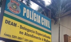 Em operação contra violência doméstica