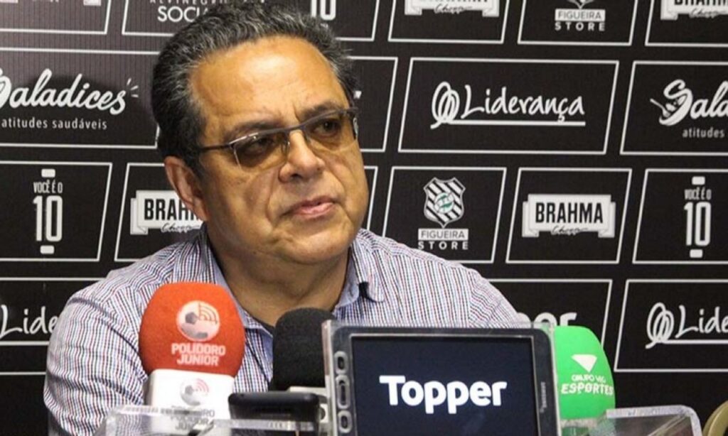 Ex-presidente solicita abandono do Figueirense na Série B; clube garante que vai anular