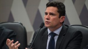 Moro nega influência nas eleições ao divulgar delação de Palocci