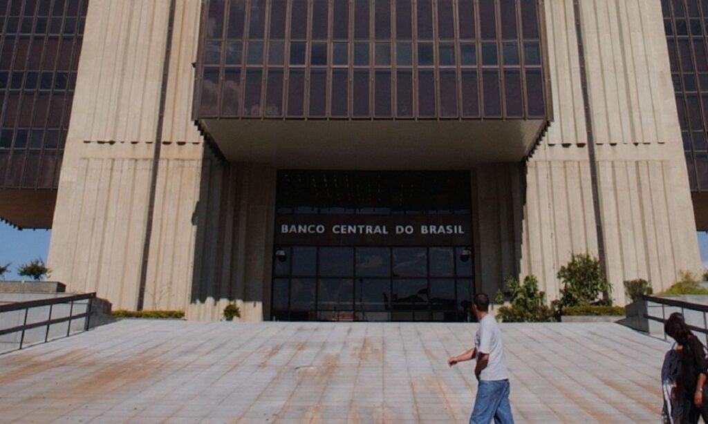 Banco Central anuncia que pode liberar até R$ 650 bilhões na economia