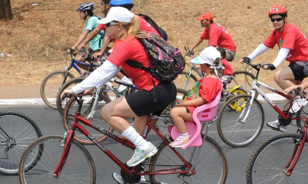 Três pessoas morrem por dia enquanto pedalam no Brasil