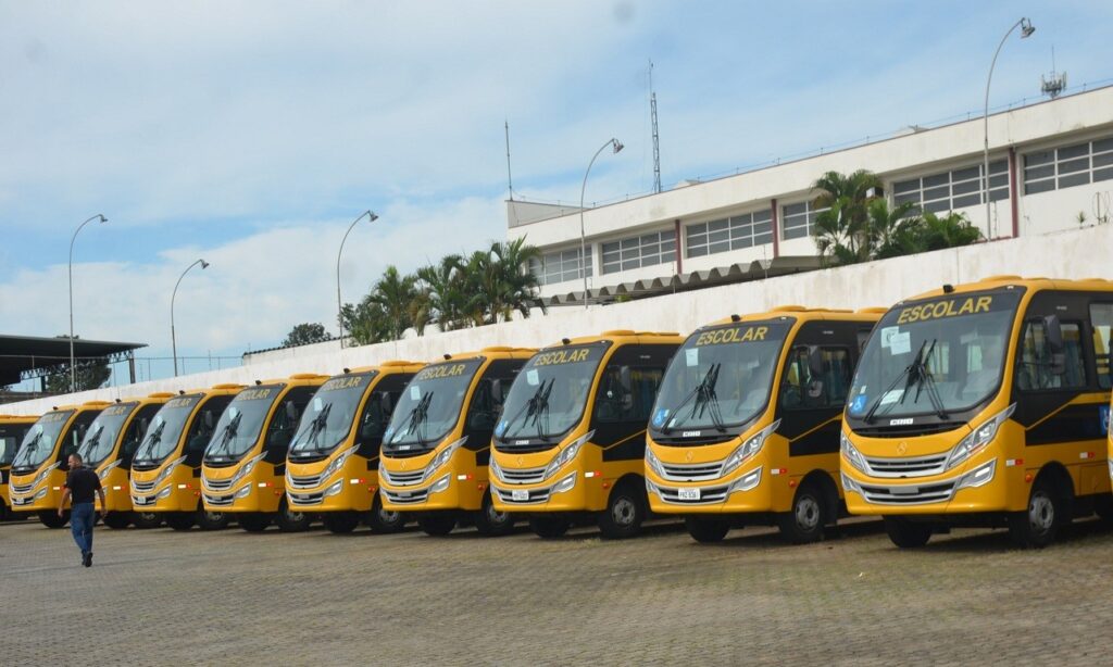 Novos ônibus de transporte escolar serão entregues