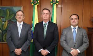 Bolsonaro anuncia PM da reserva para a Secretaria-Geral de Governo