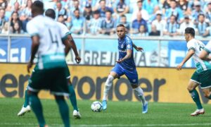 Goiás é goleado pelo Grêmio e se aproxima do Z4