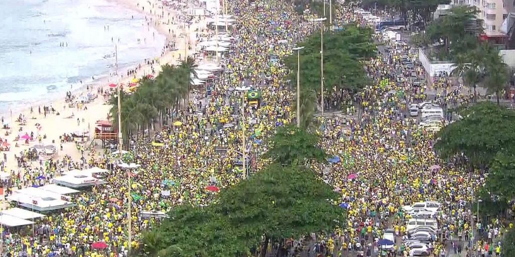 Cidades brasileiras registram atos em apoio ao governo Bolsonaro