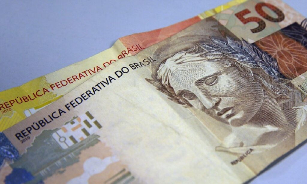 Coronavírus: mercado financeiro prevê queda de 1