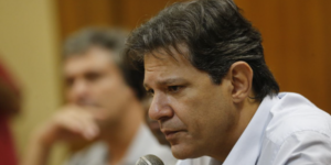 Haddad diz que partido precisa  se reconectar com periferias