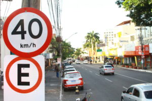 Zona 40 no Centro de Goiânia tem quase 100 mil multas aplicadas aponta Secretaria de Mobilidade