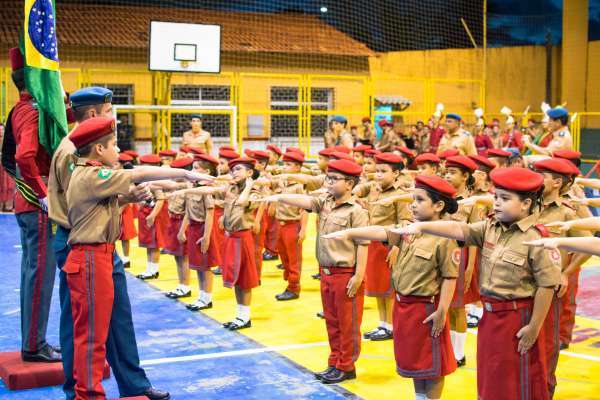 Deputado propõe criação de colégios militares do Corpo de Bombeiros