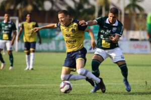 Thiago Carvalho critica erros de arbitragem após derrota: “Foi crucial”