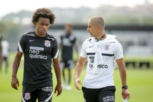 Anvisa notifica Corinthians e Willian não enfrenta o Atlético-GO