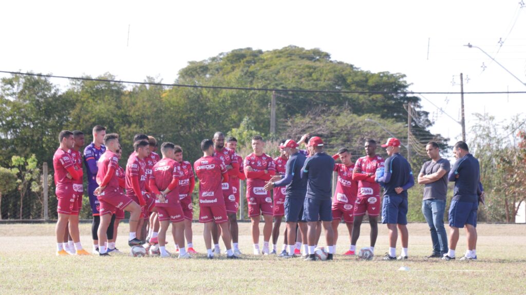 No encerramento do primeiro turno