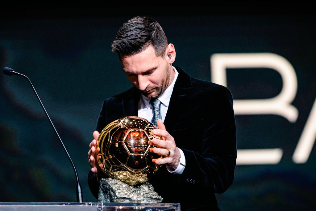 Messi conquista a Bola de Ouro pela sétima vez; Neymar é o 16º