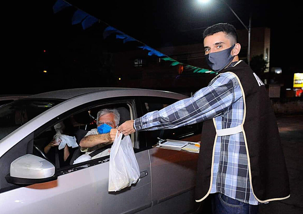 Festa de São João mantém a tradição com o drive-thru