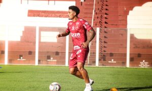 Formiga revela fórmula para sequência de jogos no Vila Nova