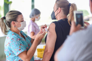 Covid-19: Goiânia realiza vacinação sem agendamento em 23 pontos neste sábado (11)